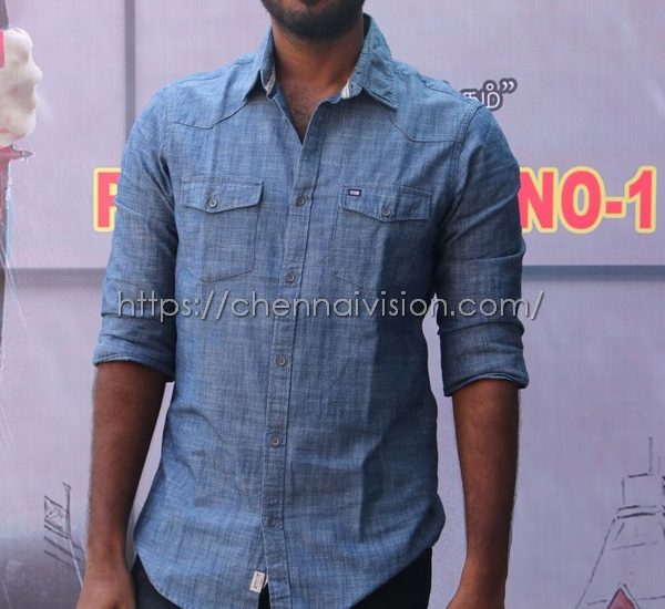 Actor Kathir New Movie Pooja Photos