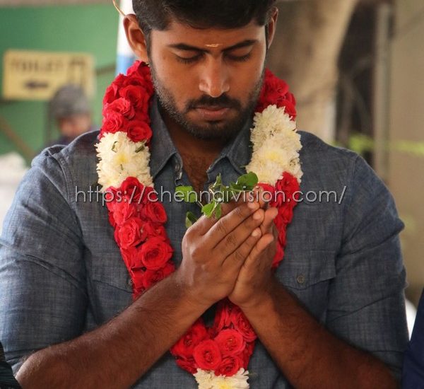 Actor Kathir New Movie Pooja Photos