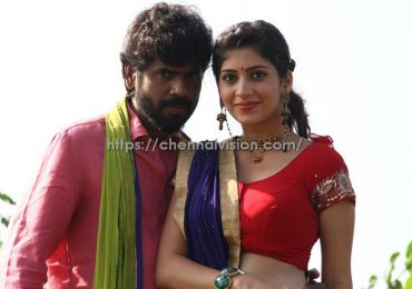 Teakadai Bench Tamil Movie Photos