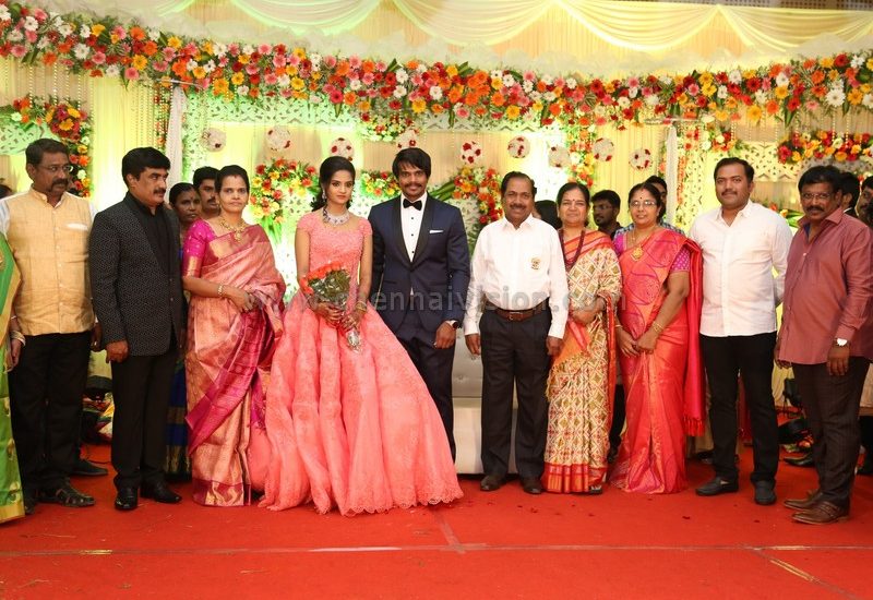 Esakki Kishore Weds Chandra Roshini Wedding Reception Photos