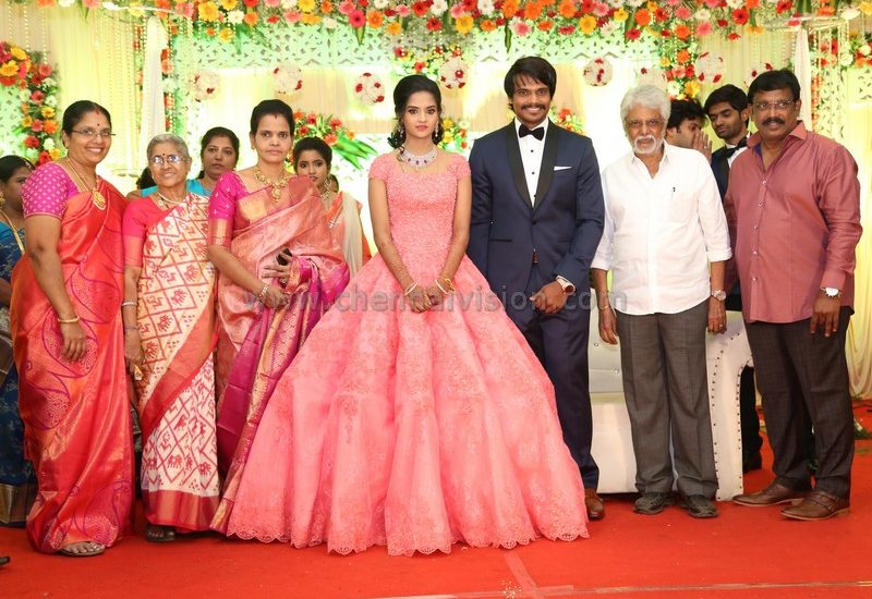 Esakki Kishore Weds Chandra Roshini Wedding Reception Photos