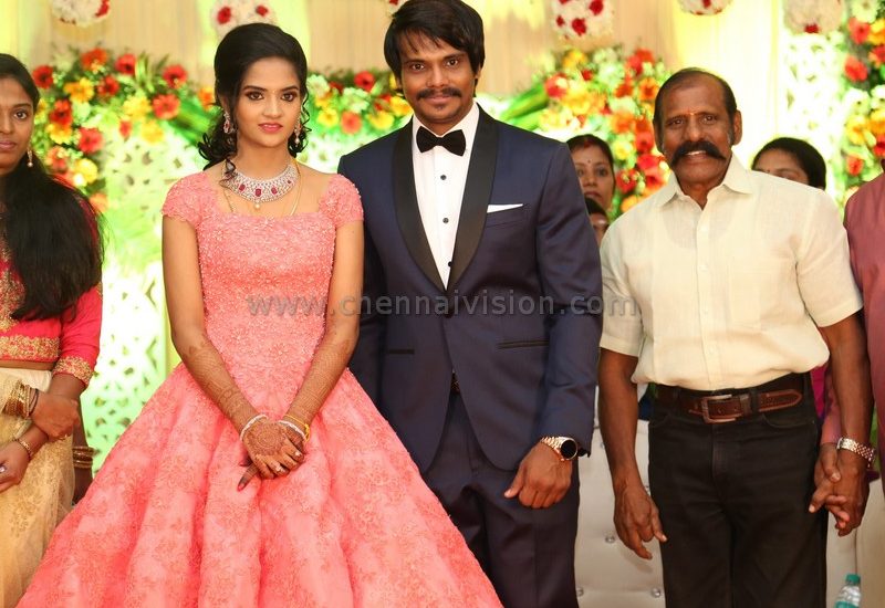 Esakki Kishore Weds Chandra Roshini Wedding Reception Photos