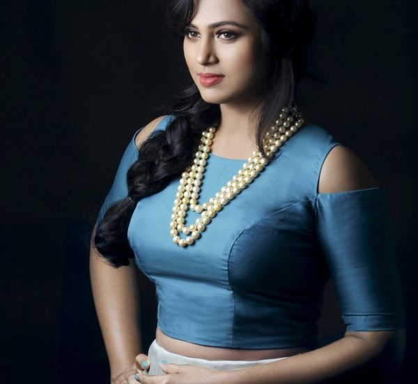 Actress Ramya Pandian Photos