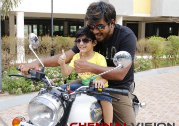 Aaruthra Tamil Movie Photos