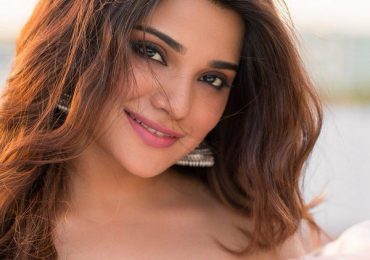 Actress Aathmika Photos