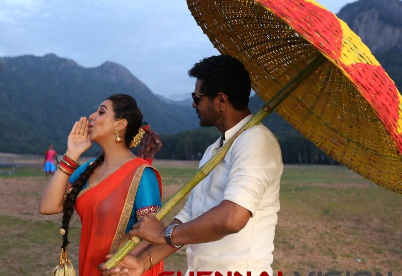 Charlie Chaplin 2 Tamil Movie Photos 4
