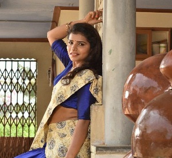 Kalavaani Sirukki Tamil Movie Photos 8