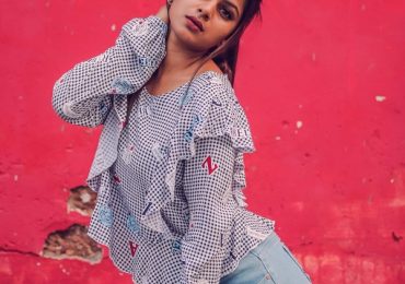 Kurangu Bommai Heroine Delna Davis Latest Photos