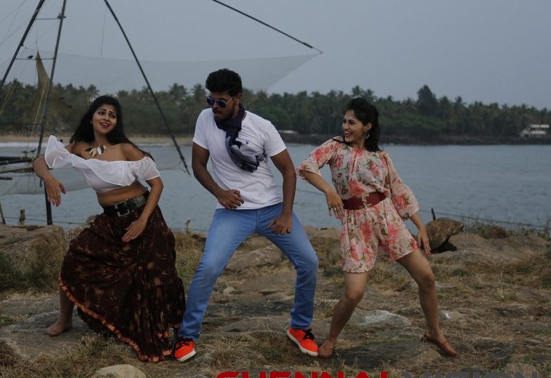 koothan Tamil Movie Photos 9