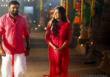 Kombu Vatcha Singamda Movie Pooja Photos