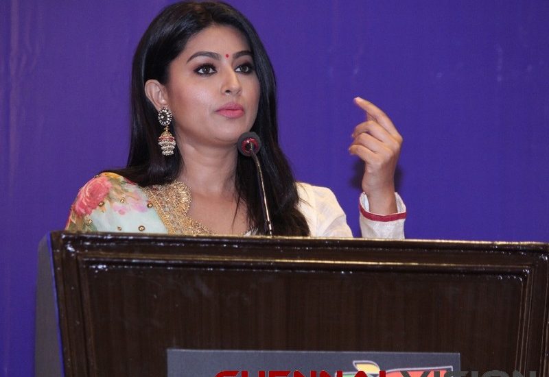 Actress Sneha launched Ryde App 1