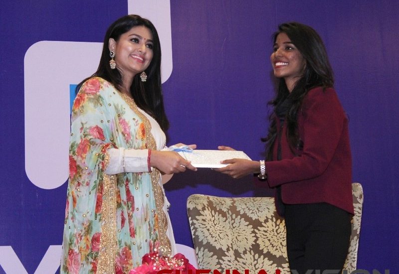 Actress Sneha launched Ryde App 7