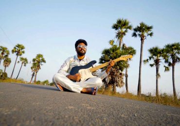 Chennai Palani Mars Movie Review
