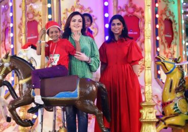 Reliance Foundation hosts 4000 underprivileged children at a special preview