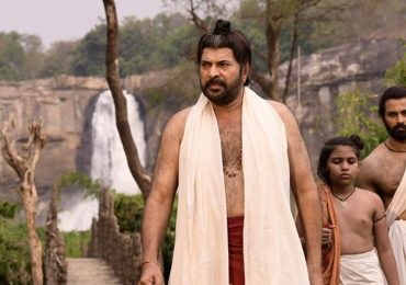 Mamangam Movie Review {Rating: 2.5 / 5}