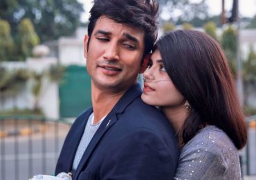 சுஷாந்த் சிங் நடித்த “தில் பெச்சாரே” படத்தின் தாரே கின் பாடல் வெளியீடு