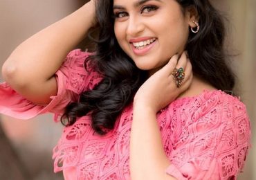 New Blossom Star #DiyaRose Stills from Kerala