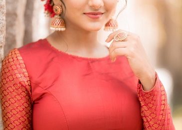 @Gabriella_Offi looks elegant in her new photoshoot 