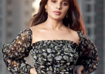 Actress #Aathmika’s latest photoshoot!