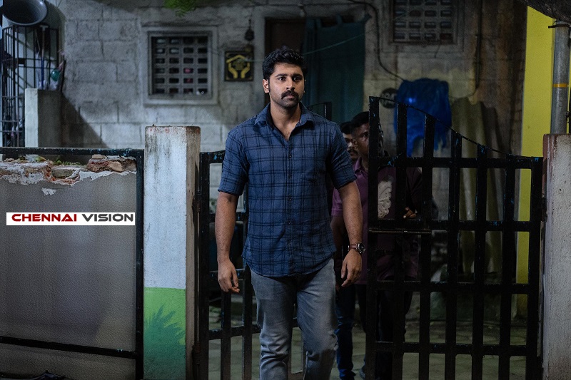 “Others” Movie Cast & Crew, Stills