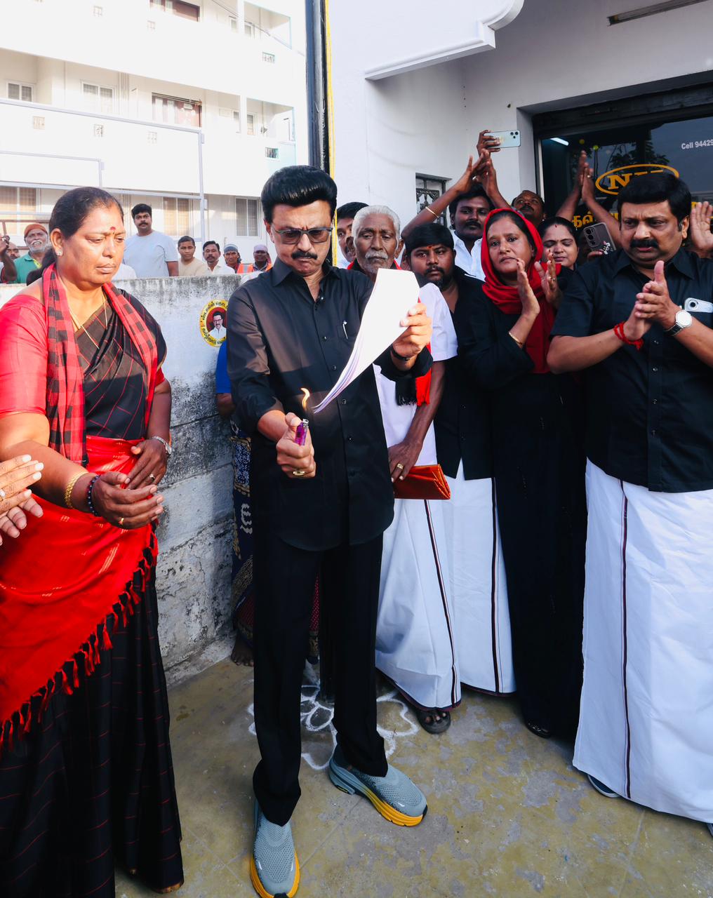 Stalin wears black attire, hoists black flag and burns copy of delimitation bill