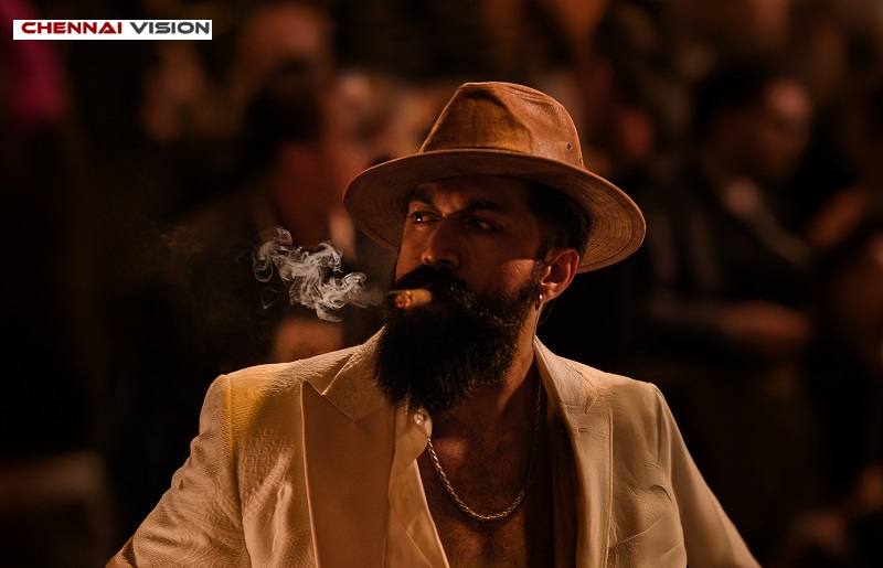 Rocking Star Yash Calls Toxic a Bold New Take on Gangster Cinema!