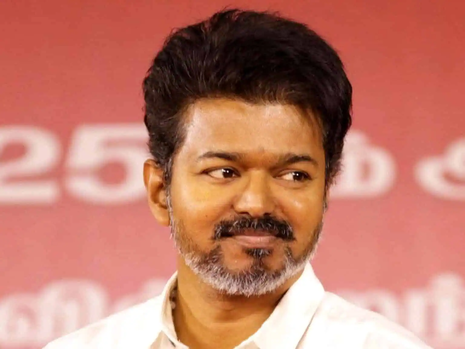 Vijay cancels trip to Velankanni & Nagore