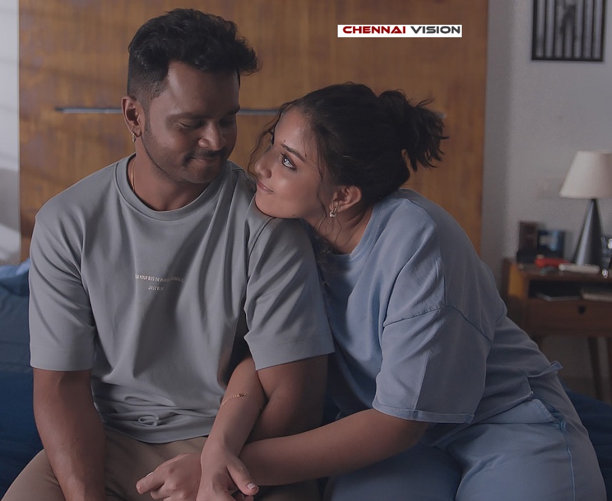 “ஏன் என்னை ஏதோ செய்தாய்” – டீசர் வெளியானது !